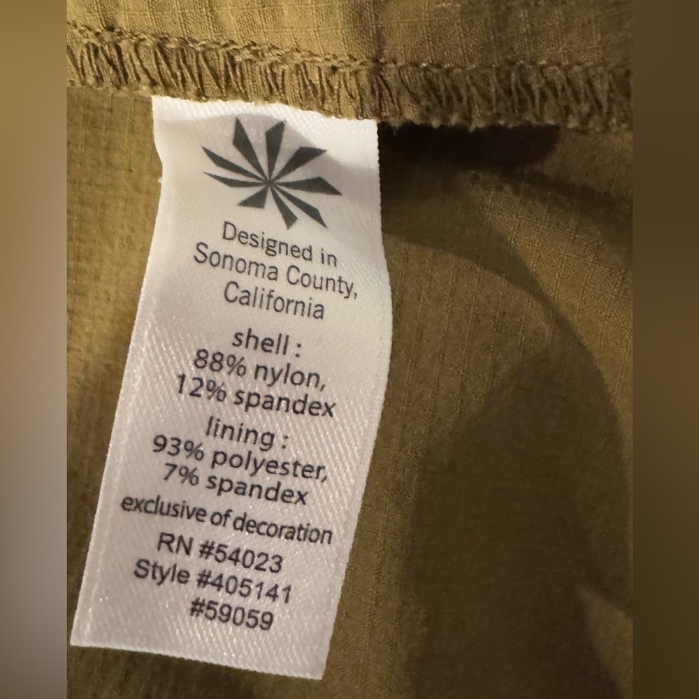 Athleta Olive Skort, Size 8 - Picture 10 of 11